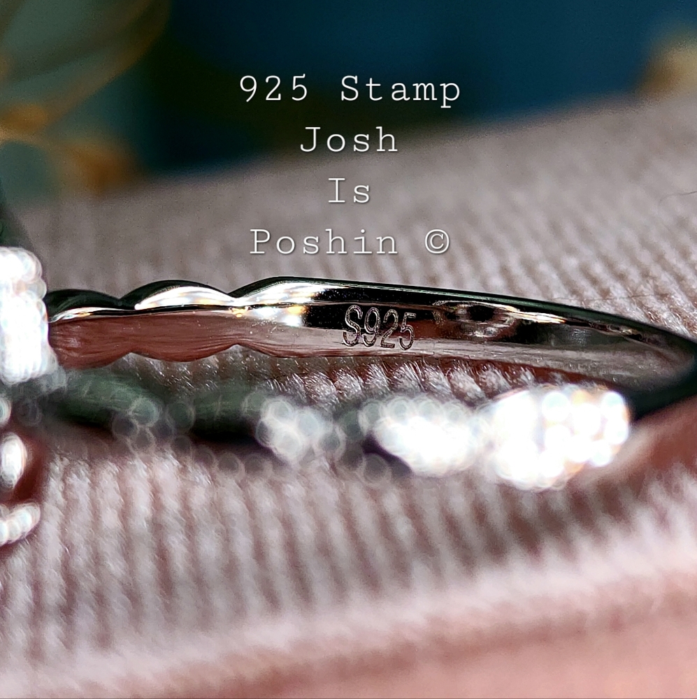1/2CTW Alexandrite halo ring in sterling silver - Picture 6 of 9